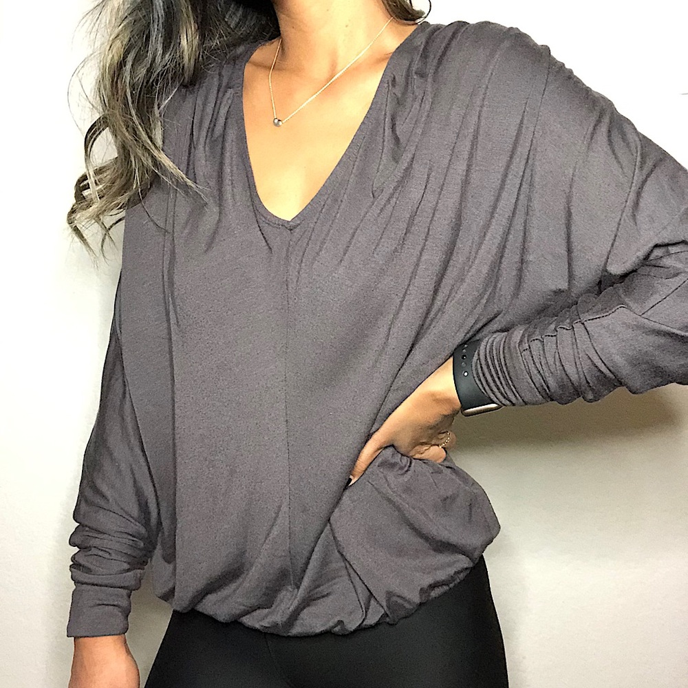 dark grey/charcoal top from Bordeaux